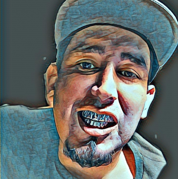 Meet your Posher, Justin - Picture 2 of 2